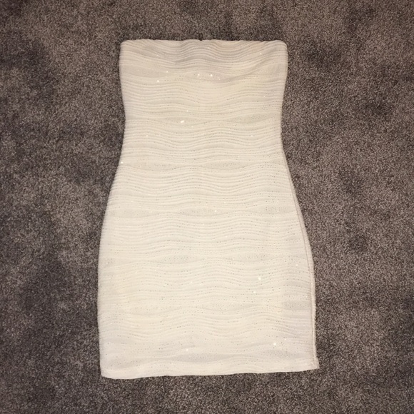 White and Gold Sparkle Dress - Picture 1 of 4
